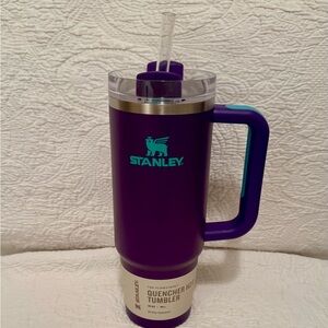 Stanley Deep Purple The Quencher H2.0 FlowstateTumbler 30 oz
